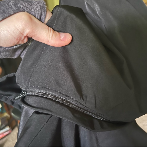 EUC Calvin Klein Sz Sm Rain Jacket w/ Detachable Hood - Picture 7 of 9